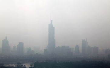 走出阴霾作文6篇