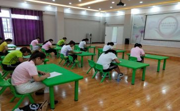 幼儿园小小班保育员工作总结精选5篇