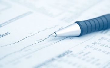 财务人年度述职报告7篇