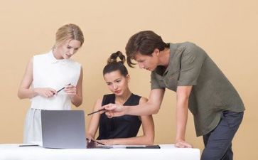 财务室半年工作总结最新5篇