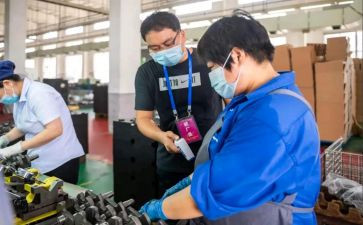 厂员工试用期工作总结推荐8篇