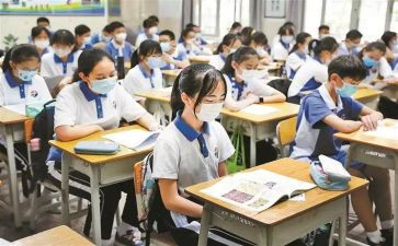 我的初3生活作文600字参考7篇