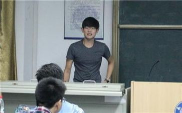 大学班长月工作总结通用5篇