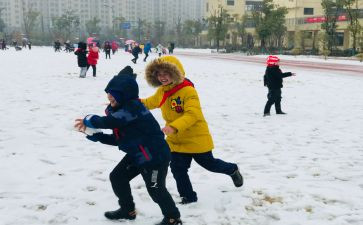 打雪仗作文参考8篇