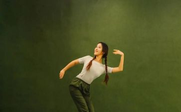 <芳华>读后感5篇