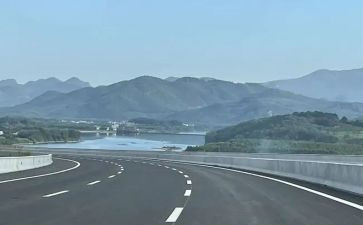 高速收费站年度工作总结5篇
