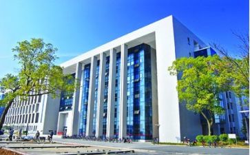 2024年高校教师年度工作总结推荐6篇