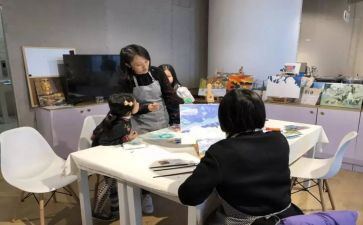 幼儿园大班绘画课教案7篇