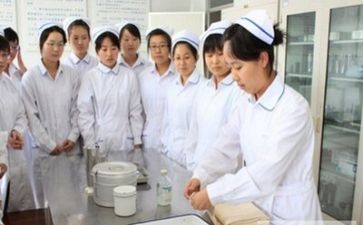 护理专业学校自我鉴定8篇