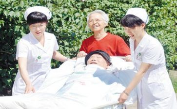 2024护士年终总结范文参考8篇