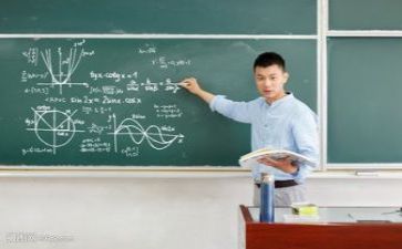 2024年优秀教师事迹精选8篇