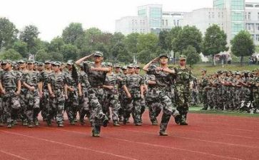军训自我鉴定7篇