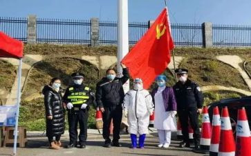 抗击疫情在家上网课作文5篇