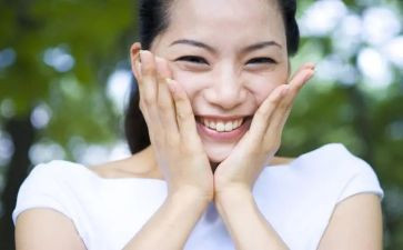 她变脸了作文8篇