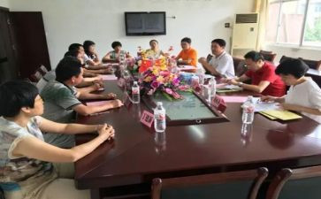 班主任教师先进事迹6篇
