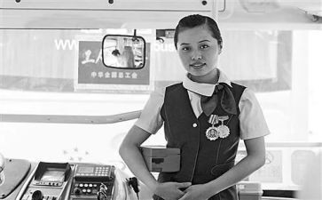 售票员述职报告8篇