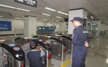 地铁站务员个人年终总结8篇