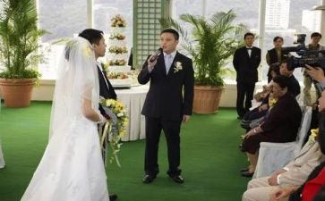 做证婚人讲话稿最新5篇