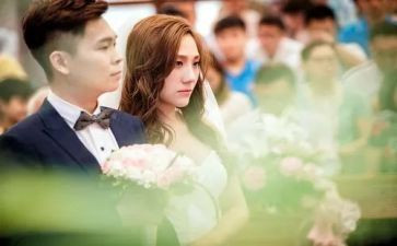 结婚证婚人讲话稿5篇