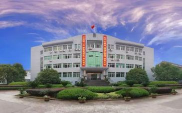 职校学生毕业自我鉴定5篇